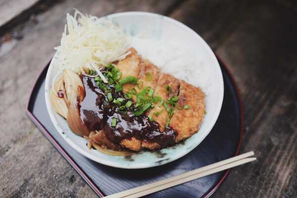 Schabowy po japońsku – miso katsu (みそかつ)