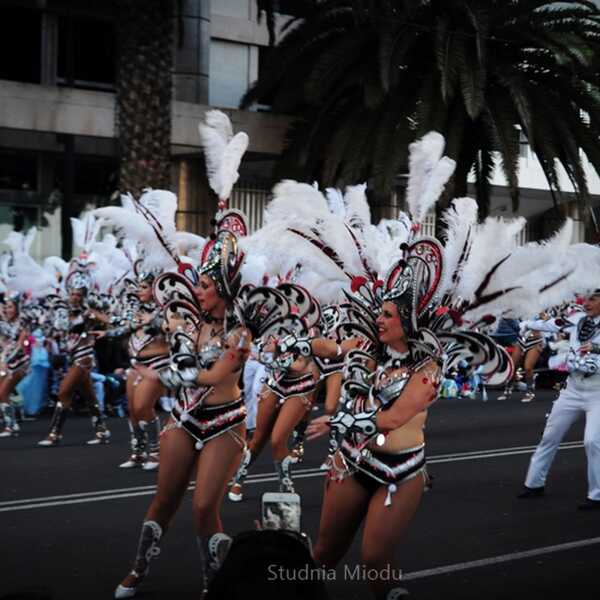 Na najpopularniejszej paradzie karnawałowej w Europie: Santa Cruz, Teneryfa