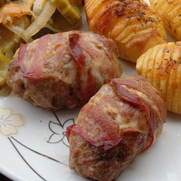 Pieczone roladki z mięsa mielonego