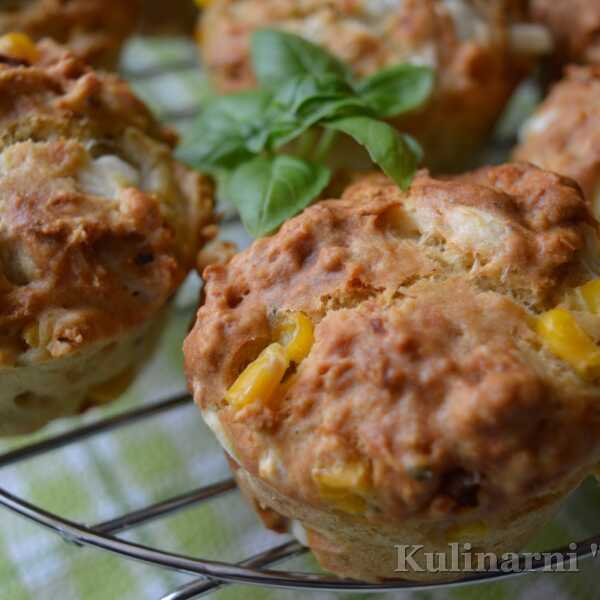 Muffiny z boczkiem i fetą