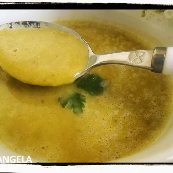 Krem z zielonego grochu, czyli zielona grochówka - Split Peas Soup Recipe - Minestra di piselli spezzati cremosa