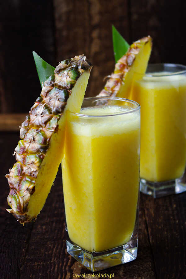 Smoothie ananasowo-bananowe