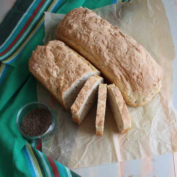 Chleb na drożdżach z maślanką i kminkiem :)