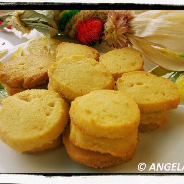 Cytrynowe kruche ciasteczka - Lemon Shortbread Cookies - Biscotti morbidi al limone