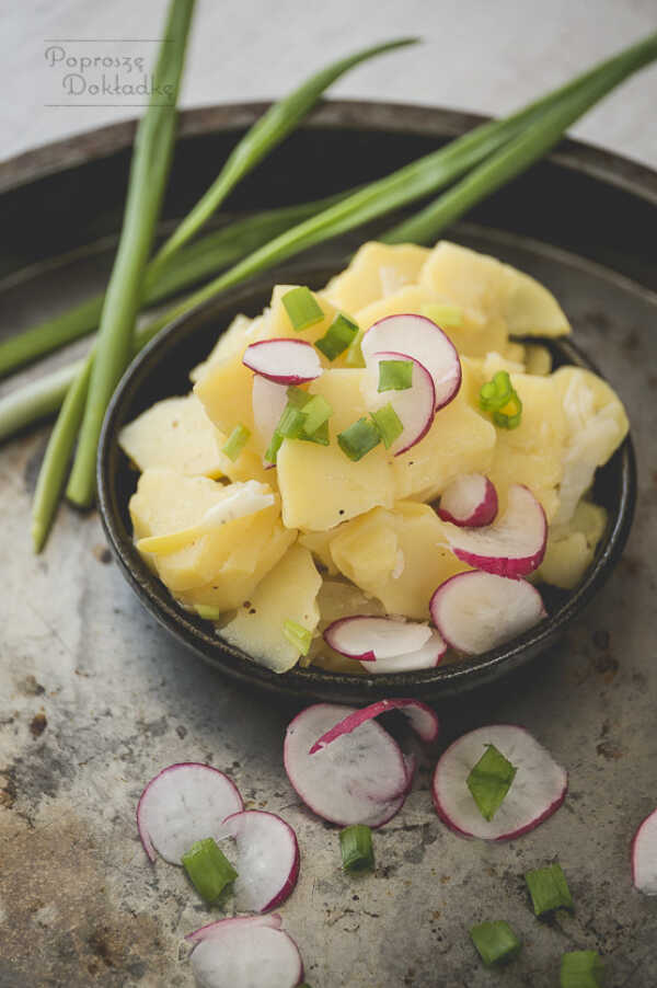 Bayerischer Kartoffelsalat – Niemiecka sałatka ziemniaczana