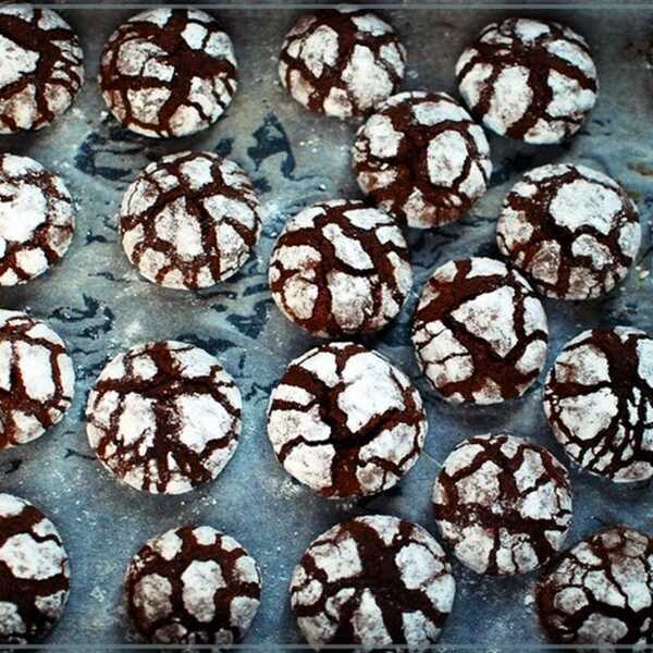 Chocolate crinkles