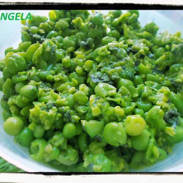 Zielony groszek z miętą - Smashed Peas With Mint - Piselli alla menta