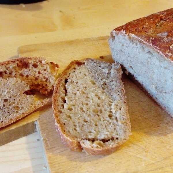 Szybki chleb żytni na zakwasie bez mąki pszennej