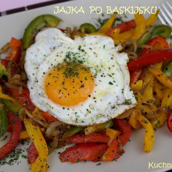 Jajka 'po baskijsku' 