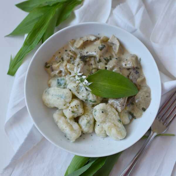 Gnocchi z czosnkiem niedźwiedzim