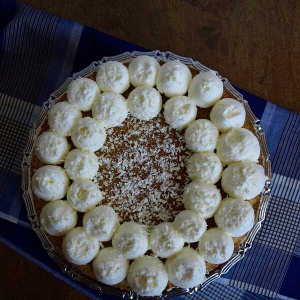 Rabarbarowy naked cake z białą czekoladą - sezonowy, delikatny tort!