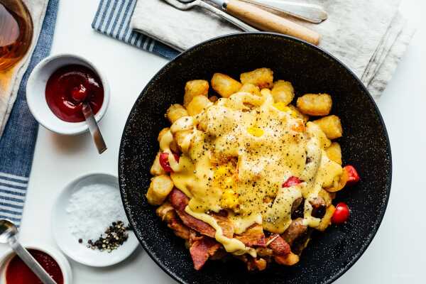 Tater Tot Breakfast Bowl