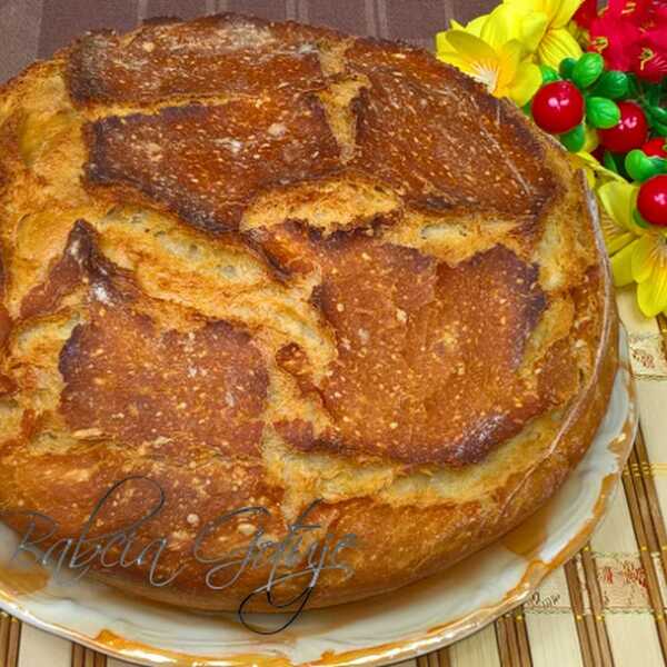 Rewelacyjny chleb pieczony w naczyniu żaroodpornym bez wyrabiania 