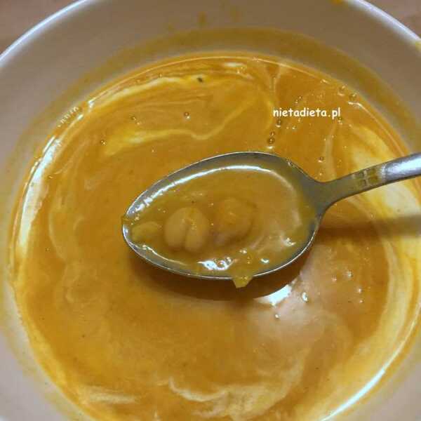 Zupa dyniowa z ciecierzycą, batatami, cynamonem i papryką :) rozgrzewająca, bez glutenu, bez laktozy