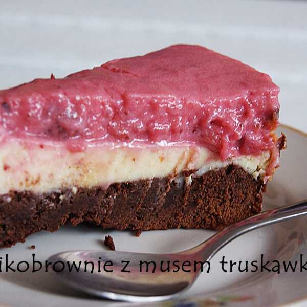 Sernikobrownie z truskawkami ! 