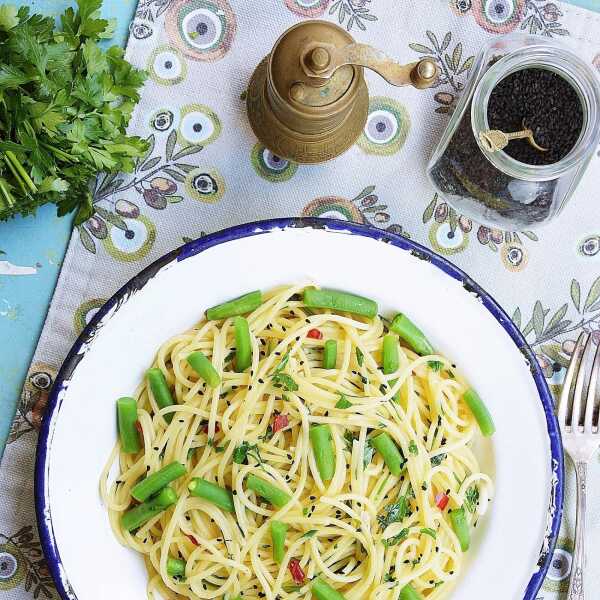 Spaghetti z zieloną fasolką szparagową