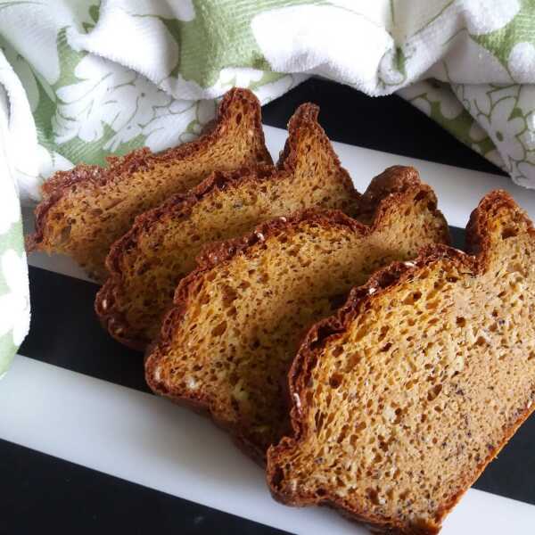 Pyszny chleb białkowy bez glutenu