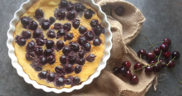 Clafoutis z czereśniami, czyli francuskie ciacho-naleśnik