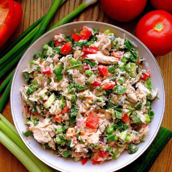 Ryżowa sałatka z kurczakiem i groszkiem / Rice Chicken Salad with Peas