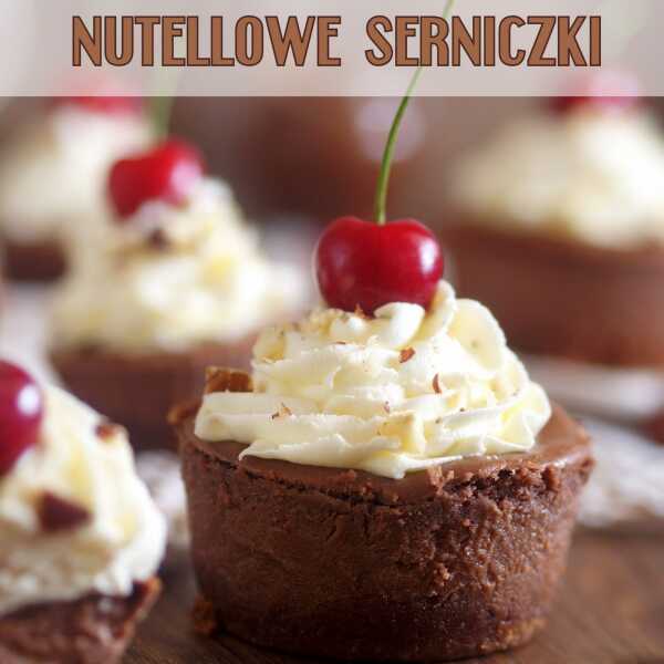 Nutellowe serniczki z kremem z bitą śmietaną i czereśniami