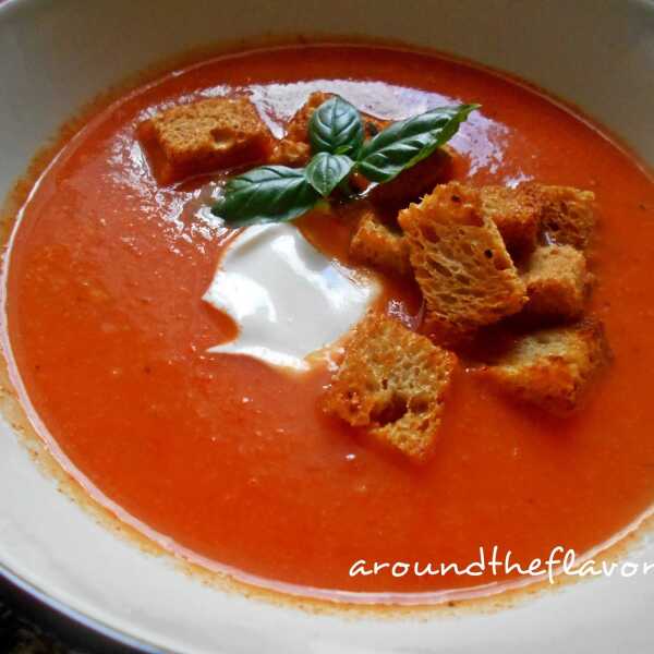 Zupa krem z pieczonych pomidorów 