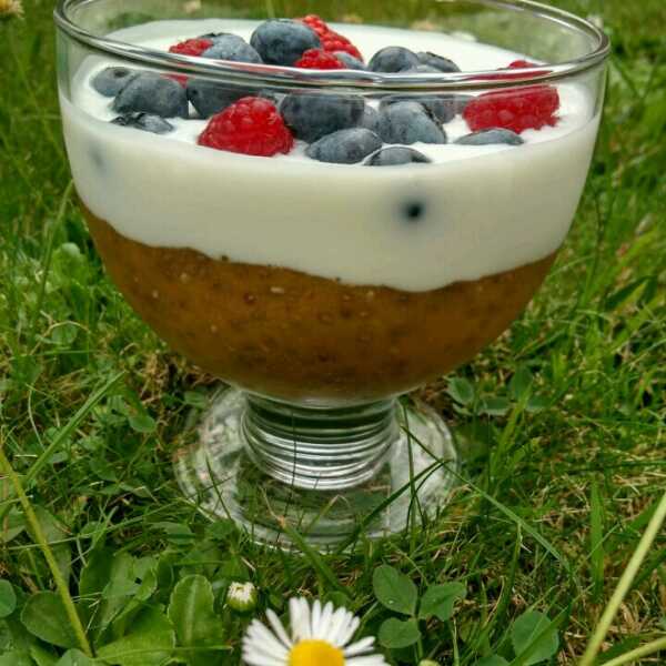 Brzoskwiniowy pudding chia