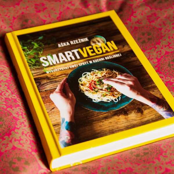 SMART VEGAN by Aśka Rzeźnik - recenzja książki