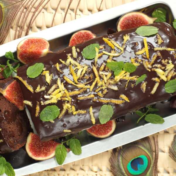 Ziemniaczany Keks podwojnie czekoladowy z figami - Idealny, zdrowy, słodki przysmak na pochmurne dni.
