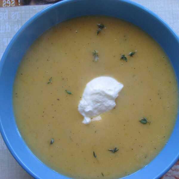 Zupa z dyniowo-ziemniaczana