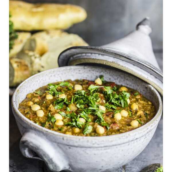 Harira - rozgrzewająca zupa z soczewicy i ciecierzycy