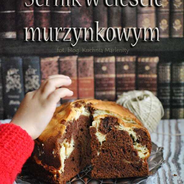 Sernik w cieście murzynkowym 