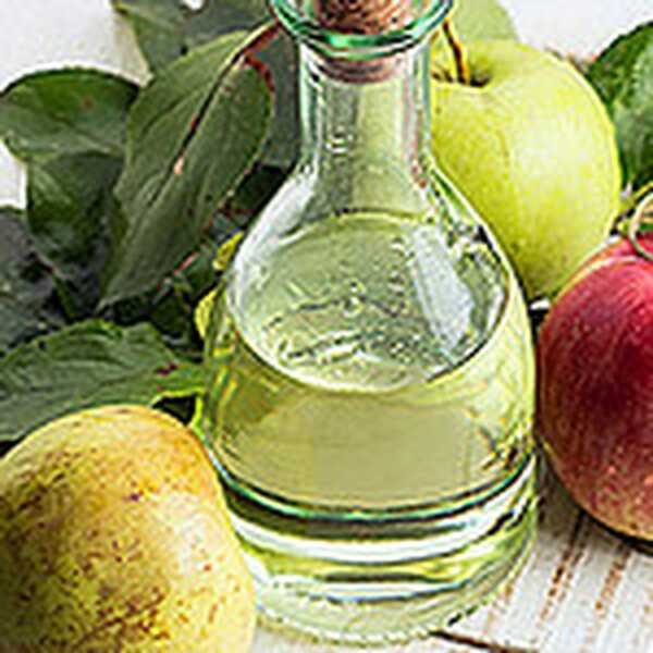 Ocet jablkowy tradycyjny przepis według Michala Tombaka. Co ocet ma wspólnego z płaskim brzuchem?