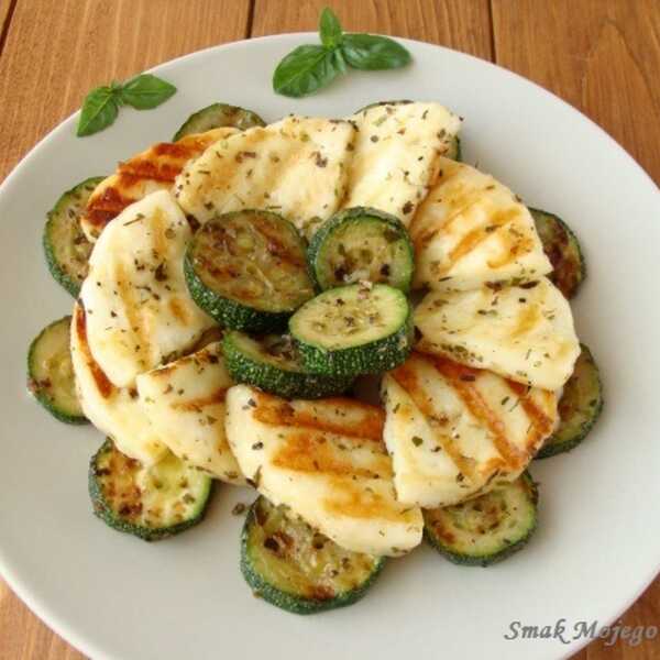 Halloumi z cukinią, z patelni grillowej