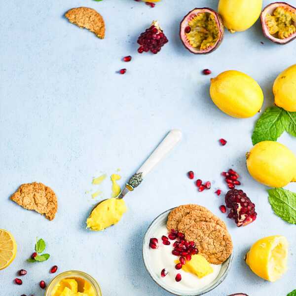 Lekki, zdrowy i banalnie prosty deser z lemon curd