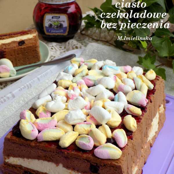 Ciasto czekoladowe z marshmallow (bez pieczenia)