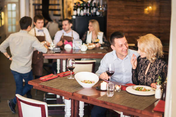 Jak zwiększyć liczbę klientów w restauracji?