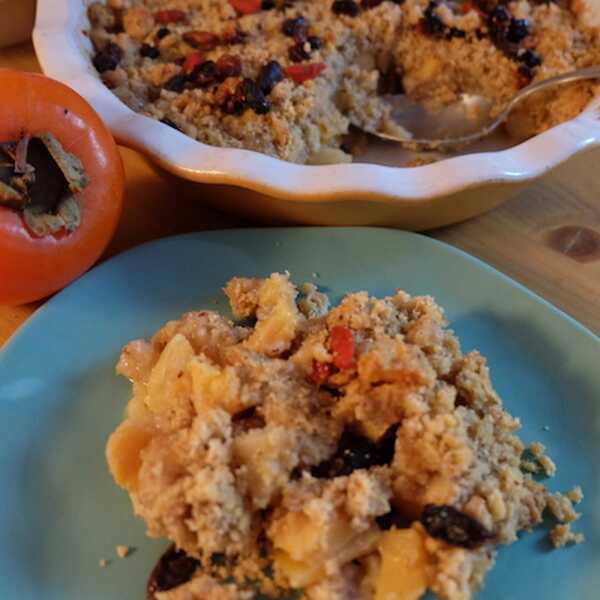 Zimowy crumble: jablka, gruszki, kaki