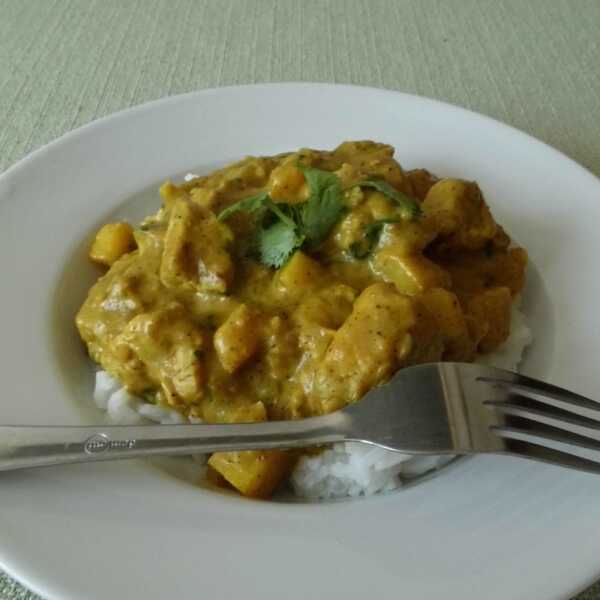 Kokosowe curry z kurczakiem i mango
