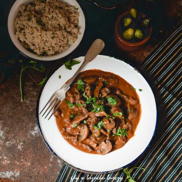 Gulasz Boeuf Stroganow