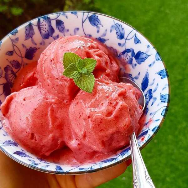 Lody truskawkowe - najszybsze, wegańskie, bez cukru, 100% naturalne!