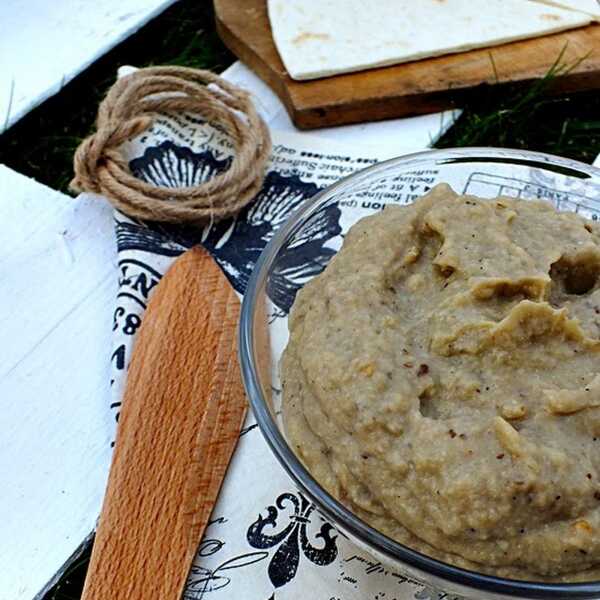 Baba ghanoush i pasta tahini