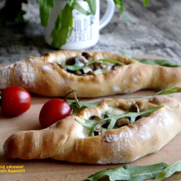 Pide - turecka pizza