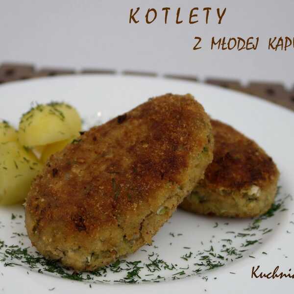 Kotlety z młodej kapusty z dodatkiem pieczarek