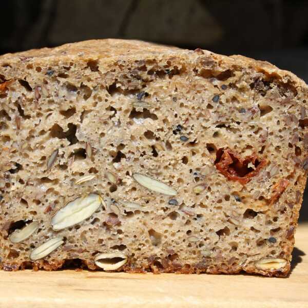 Chleb śródziemnomorski owsiano-żytni - Majowa Piekarnia