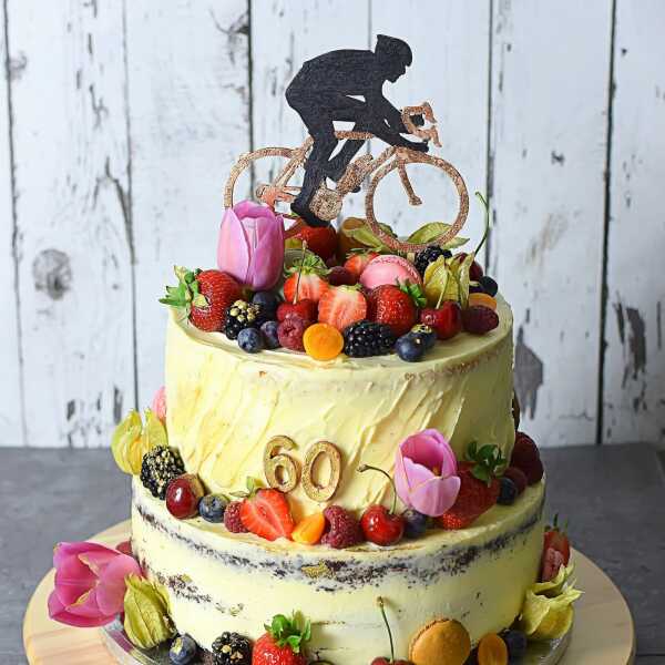 Naked cake dla rowerzysty