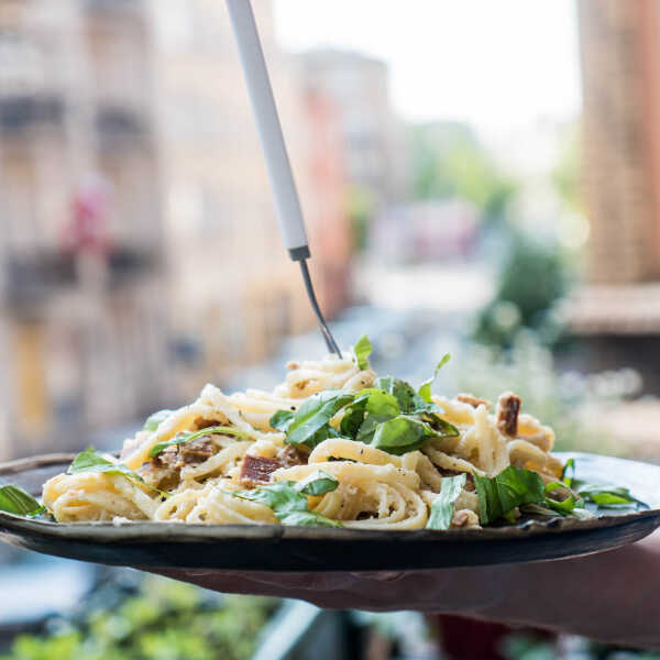 Wegańska carbonara