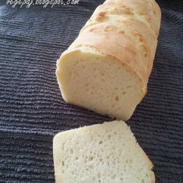 Aromatyczny bezglutenowy chleb biały