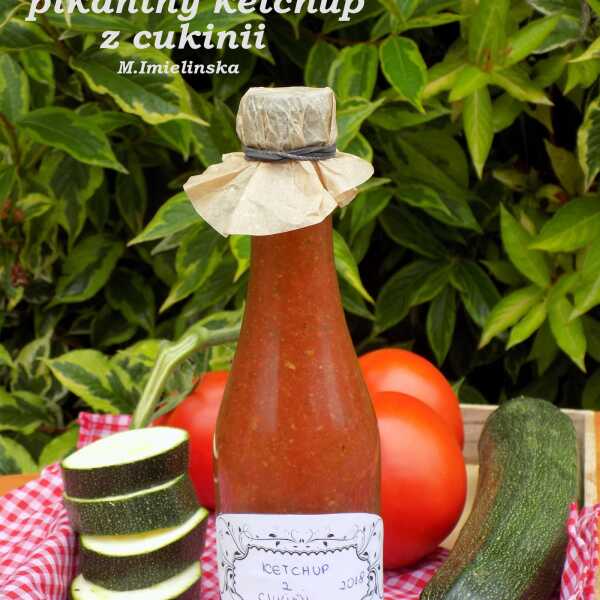  pikantny 'ketchup' z cukinii