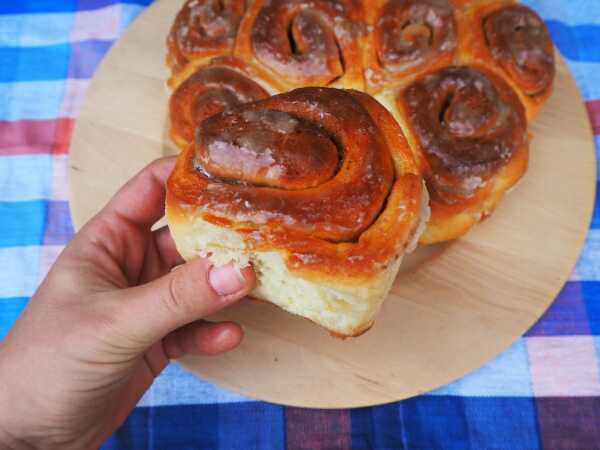 Cinnamon rolls czyli drożdżowe buły z cynamonem