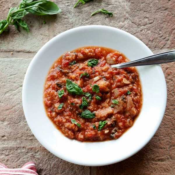 Pappa al pomodoro czyli zupa z pomidorów i chleba